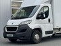 Peugeot Boxer 335 2.2 BlueHDi 140pk L4 Bakwagen Dhollandia laadklep