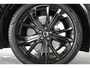 Volvo XC60 T8 455PK Ultra Black Edition | Full Option!! | Luchtvering | B&W Audio | 360° | Massage/Ventilatie | Trekhaak