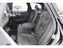 Volvo XC60 T8 455PK Ultra Black Edition | Full Option!! | Luchtvering | B&W Audio | 360° | Massage/Ventilatie | Trekhaak