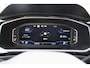 Volkswagen T-Roc 1.5 TSI R-Line - RIJKLAAR - VIRTUAL COCKPIT - NAVIGATIE - PDC