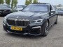 BMW 7-Serie M760Li xDrive High Executive | Massage | TV | Koelbox | HuD | BMW Drive Assisted | 360 cam | Stoelkoeling | Bowers |