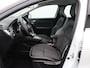 Renault Captur E-Tech Hybrid 145pk Intens | Trekhaak | Achteruitrijcamera| Stoelverwarming | Climate control |