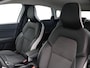 Renault Captur E-Tech Hybrid 145pk Intens | Trekhaak | Achteruitrijcamera| Stoelverwarming | Climate control |