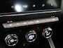 Renault Captur E-Tech Hybrid 145pk Intens | Trekhaak | Achteruitrijcamera| Stoelverwarming | Climate control |