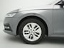 Skoda Octavia Combi 1.0 e-TSI 110pk DSG Business Edition Trekhaak Navigatie Keyless Lm Velgen