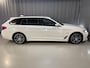 BMW 5-Serie Touring 530e xDrive High Executive M Sport 18"/Laser LED/Leder/Head-up/Keyless/Trekhaak/Stoelverwarming/Adaptieve cruise/Dodehoek/Camera/Apple Carplay & Android Auto/HiFi