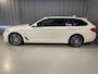 BMW 5-Serie Touring 530e xDrive High Executive M Sport 18"/Laser LED/Leder/Head-up/Keyless/Trekhaak/Stoelverwarming/Adaptieve cruise/Dodehoek/Camera/Apple Carplay & Android Auto/HiFi