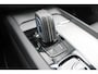 Volvo XC60 Recharge T6 AWD R-Design | Schuif/kanteldak | Blis | 21" LMV | Camera | Draadloze telefoonlader \ Styling kit