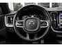 Volvo XC60 Recharge T6 AWD R-Design | Schuif/kanteldak | Blis | 21" LMV | Camera | Draadloze telefoonlader \ Styling kit