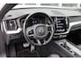 Volvo XC60 Recharge T6 AWD R-Design | Schuif/kanteldak | Blis | 21" LMV | Camera | Draadloze telefoonlader \ Styling kit