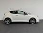 Alfa Romeo MiTo 0.9 TwinAir Racer Navigatie Climate Control Licht Metalen Velgen