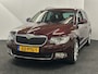 Skoda Superb Combi 1.8 TSI Elegance Business Line LEDER STOELVERWARMING CRUISE CONTROL CLIMATE CONTROL BLUETOOTH TELEFOON ACHTERUITRIJCAMERA ZEER MOOI !!