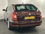 Skoda Superb Combi 1.8 TSI Elegance Business Line LEDER STOELVERWARMING CRUISE CONTROL CLIMATE CONTROL BLUETOOTH TELEFOON ACHTERUITRIJCAMERA ZEER MOOI !!