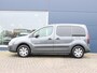 Peugeot Partner Tepee 1.2 PureTech Allure | Navigatie d.m.v. Apple Carplay & Android Auto| Climate Control | Cruise Control | Parkeersensoren Achter | Armsteun | 3 Apart neerklapbare achterstoelen | 2 Schuifdeuren |