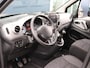 Peugeot Partner Tepee 1.2 PureTech Allure | Navigatie d.m.v. Apple Carplay & Android Auto| Climate Control | Cruise Control | Parkeersensoren Achter | Armsteun | 3 Apart neerklapbare achterstoelen | 2 Schuifdeuren |