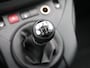 Peugeot Partner Tepee 1.2 PureTech Allure | Navigatie d.m.v. Apple Carplay & Android Auto| Climate Control | Cruise Control | Parkeersensoren Achter | Armsteun | 3 Apart neerklapbare achterstoelen | 2 Schuifdeuren |