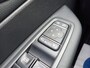 Renault Captur 1.2 TCe Intens - AUTOMAAT - CARPLAY/ANDROID - CLIMATE - CRUISE - FULL LED - NL AUTO - WIT METALLIC