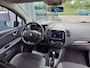Renault Captur 1.2 TCe Intens - AUTOMAAT - CARPLAY/ANDROID - CLIMATE - CRUISE - FULL LED - NL AUTO - WIT METALLIC