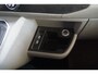 Volkswagen Transporter 2.0 TDI L2H1 30 Dubbel Cabine Bulli | Achteruitrijcamera | Apple Carplay/Android Auto | Comfortstoel(en)