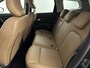 Dacia Duster 1.0 TCe Bi-Fuel Prestige 100PK | Navigatie | Leder | Achteruitrijcamera | Stoelverwarming | Climate Control | Bullbar | 17'' Inch Lichtmetalen Velgen | Privacy Glass