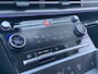 Hyundai Santa Fe 1.6 T-GDI HEV Premium Sky 7p. Nieuw model! Full Hybride met Panorama Schuifdak, Navigatie, Leder en 7 Persoons Uit voorraad leverbaar!