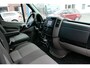 Volkswagen Crafter 35 2.0 TDI L3H1. oprijwagen tijhof. luchtv. navi.141dkm