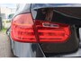 BMW 3-Serie Touring 320d EffitDyn Edit. High Exe. ADAP-CRUIS_PRO-NAVI_HUDUP_CAM_LED.