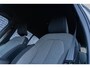 Volvo XC40 B4 Plus Dark | Google Maps | Trekhaak | Verwarmbare voorruit | Geheugen best. stoel | Adaptive Cruise | Stoel-/stuurverwarming | Keyless entry
