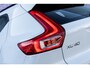 Volvo XC40 B4 Plus Dark | Google Maps | Trekhaak | Verwarmbare voorruit | Geheugen best. stoel | Adaptive Cruise | Stoel-/stuurverwarming | Keyless entry