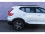 Volvo XC40 B4 Plus Dark | Google Maps | Trekhaak | Verwarmbare voorruit | Geheugen best. stoel | Adaptive Cruise | Stoel-/stuurverwarming | Keyless entry