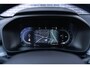 Volvo XC40 B4 Plus Dark | Google Maps | Trekhaak | Verwarmbare voorruit | Geheugen best. stoel | Adaptive Cruise | Stoel-/stuurverwarming | Keyless entry