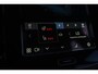 Volvo XC40 B4 Plus Dark | Google Maps | Trekhaak | Verwarmbare voorruit | Geheugen best. stoel | Adaptive Cruise | Stoel-/stuurverwarming | Keyless entry