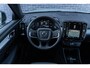 Volvo XC40 B4 Plus Dark | Google Maps | Trekhaak | Verwarmbare voorruit | Geheugen best. stoel | Adaptive Cruise | Stoel-/stuurverwarming | Keyless entry