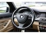 BMW 5-Serie 528i High Executive 6-cil, M-Sportpakket,  Sportstoelen, Xenon, Navi Prof, Stoelverwarming voor en achter, Zonnerolgordijnen, Shadowline, etc.