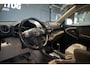 Toyota RAV4 2.0 VVTi Executive 4WD AUT. + KEYLESS / LEDER / STOELVERWARMING / PDC