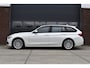 BMW 3-Serie Touring 318d Luxury Xenon - Trekhaak - Cruise - Stoelverw. - Clima