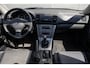 Subaru Legacy Touring Wagon 2.0R Luxury acc cruise pano nl-auto trekhaak youngtimer