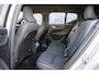 Volvo XC40 Single Motor Extended Range 82 kWh Plus | Adaptive cruise control | Stoel- en stuurwielverwarming | Draadloze telefoonlader | Dode hoek detectie BLIS | Warmtepomp | Keyless | Navigatie | Apple Carplay / Android Auto |