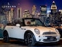 MINI One Cabrio Sidewalk