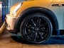 MINI One Cabrio Sidewalk