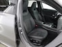 Mercedes-Benz A-klasse 180 Business Solution AMG | Elektrisch bedienbaar panorama-dak | Achteruitrijcamera | 19inch Multispaak velgen | Mulitbeam koplampen