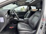 Hyundai Kona Electric EV Premium 64 kWh 3-Fase Lader | Schuif-/Kanteldak | Navigatie | Stoelventilatie + -verwarming | Head-Up Display | Leder | Adapt. Cruise Control | Rijklaarprijs!