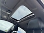Hyundai Kona Electric EV Premium 64 kWh 3-Fase Lader | Schuif-/Kanteldak | Navigatie | Stoelventilatie + -verwarming | Head-Up Display | Leder | Adapt. Cruise Control | Rijklaarprijs!