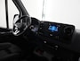 Mercedes-Benz Sprinter 317 CDI L2 H2 | Aut. | 3500 KG Trekhaak | LED | 3-zits | Parkeercamera | Cruise Control | Certified