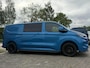 Ford Transit Custom 300 2.0 TDCI L2H1 Limited DC 136pk | SCI | Dubbele Cabine | Digital Aqua Blue | Trekhaak | Dubbele Schuifdeur | Bijrijdersstoel | Sidesteps | Bumperpakket | Zwarte velgen  | Stoelverwarming | Camera