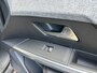 Peugeot 3008 1.2 Hybrid 145 PK Allure | Bouwjaar 2025 | Automaat | Panorama Navigatie | Keyless Entry | Parkeer Camera | Cruise Control | AGR Stoel | Stoelverwarming | Climate Control | LED Verlichting | 19 Inch Lichtmetalen Velgen |