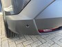 Peugeot 3008 1.2 Hybrid 145 PK Allure | Bouwjaar 2025 | Automaat | Panorama Navigatie | Keyless Entry | Parkeer Camera | Cruise Control | AGR Stoel | Stoelverwarming | Climate Control | LED Verlichting | 19 Inch Lichtmetalen Velgen |