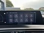 Peugeot 3008 1.2 Hybrid 145 PK Allure | Bouwjaar 2025 | Automaat | Panorama Navigatie | Keyless Entry | Parkeer Camera | Cruise Control | AGR Stoel | Stoelverwarming | Climate Control | LED Verlichting | 19 Inch Lichtmetalen Velgen |