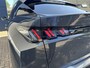 Peugeot 3008 1.2 Hybrid 145 PK Allure | Bouwjaar 2025 | Automaat | Panorama Navigatie | Keyless Entry | Parkeer Camera | Cruise Control | AGR Stoel | Stoelverwarming | Climate Control | LED Verlichting | 19 Inch Lichtmetalen Velgen |