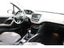 Peugeot 2008 1.2 VTi Allure Pack Premium Plus | Navigatie | Panoramadak | Trekhaak | Lichtmetalen velgen | Climate control | Getint glas